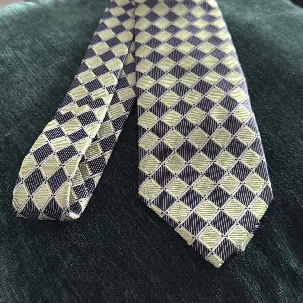 Stafford Essentials Suit Tie, light green, navy blue and silver.